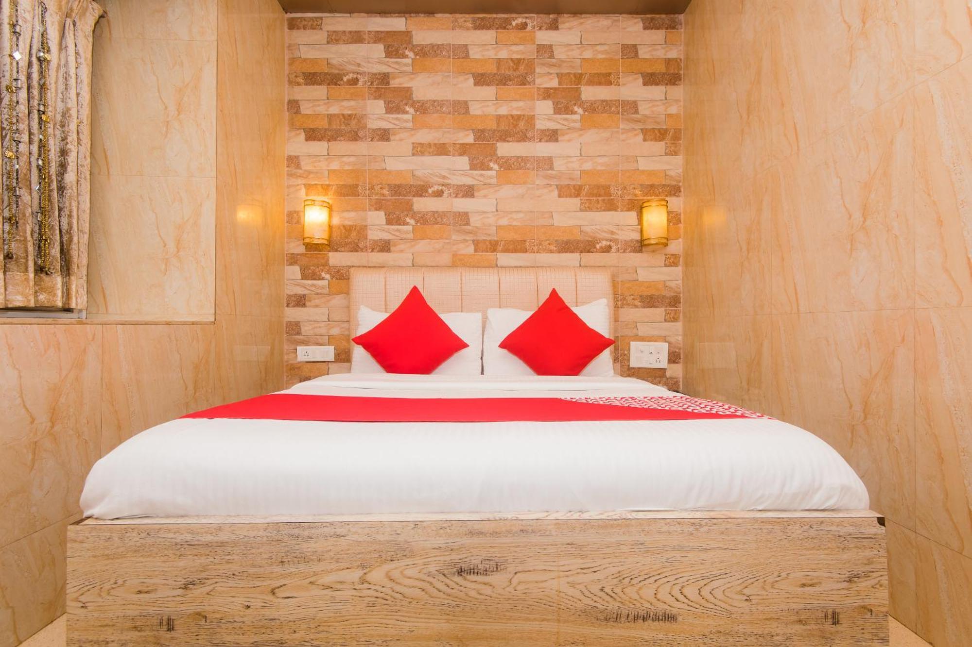 Hotel Oliver, Colaba - Mumbai, Mumbai